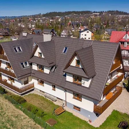 ホームステイ Zakatek