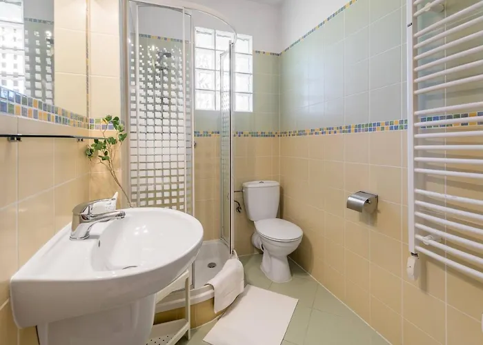 ホームステイ Zakatek