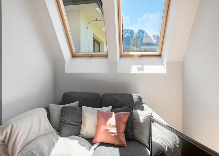 ホームステイ Zakatek