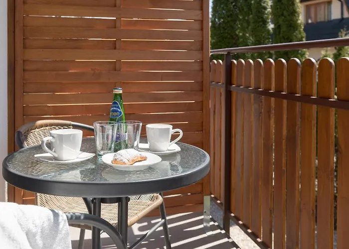 ホームステイ Zakatek