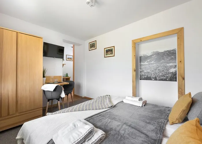 Zakatek ホームステイ