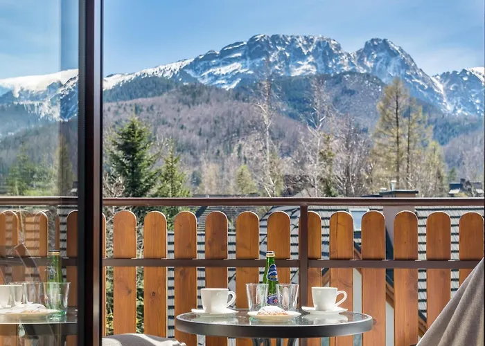 ホームステイ Zakatek ザコパネ